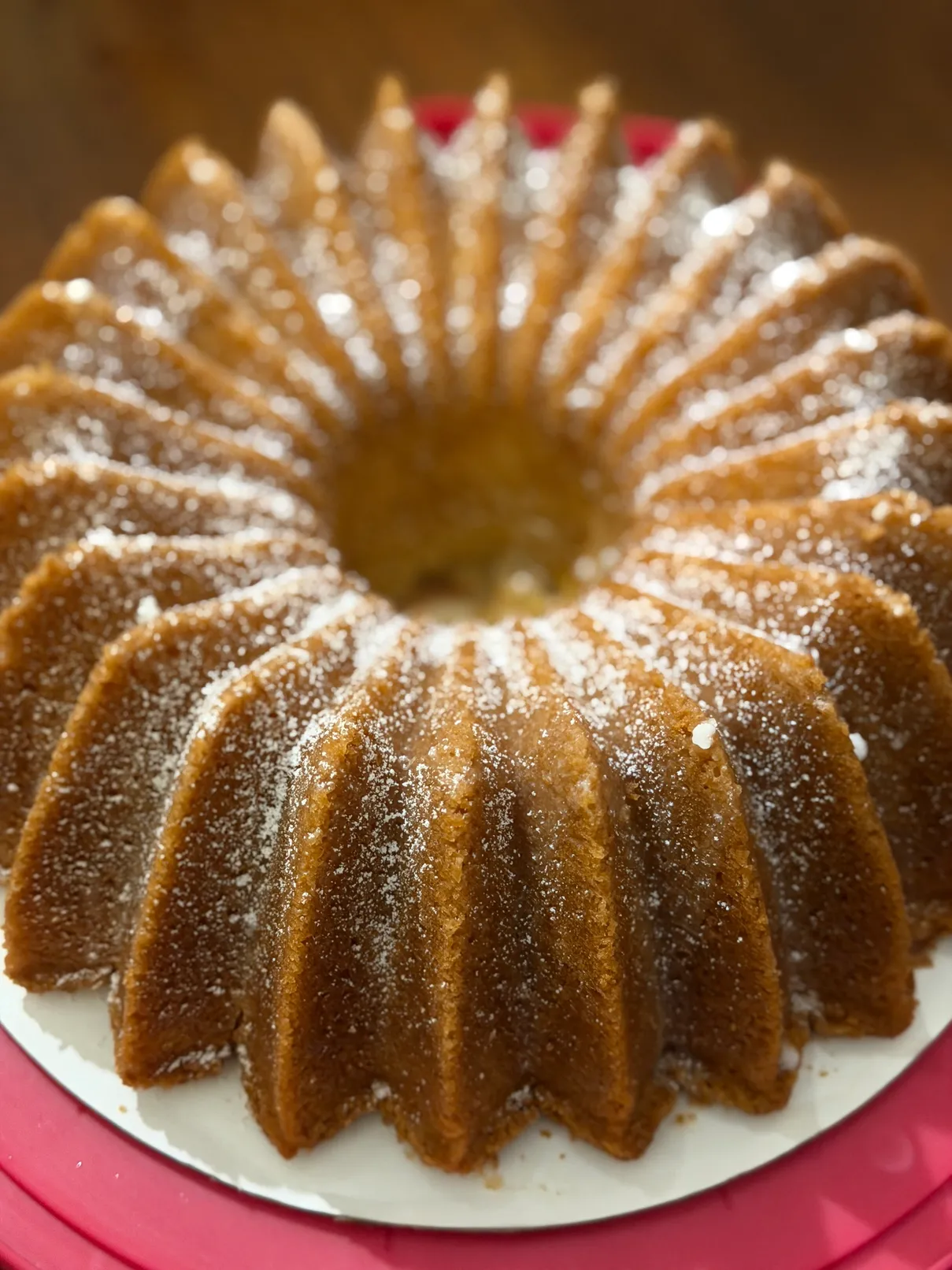 Thee Honey Bun Cake